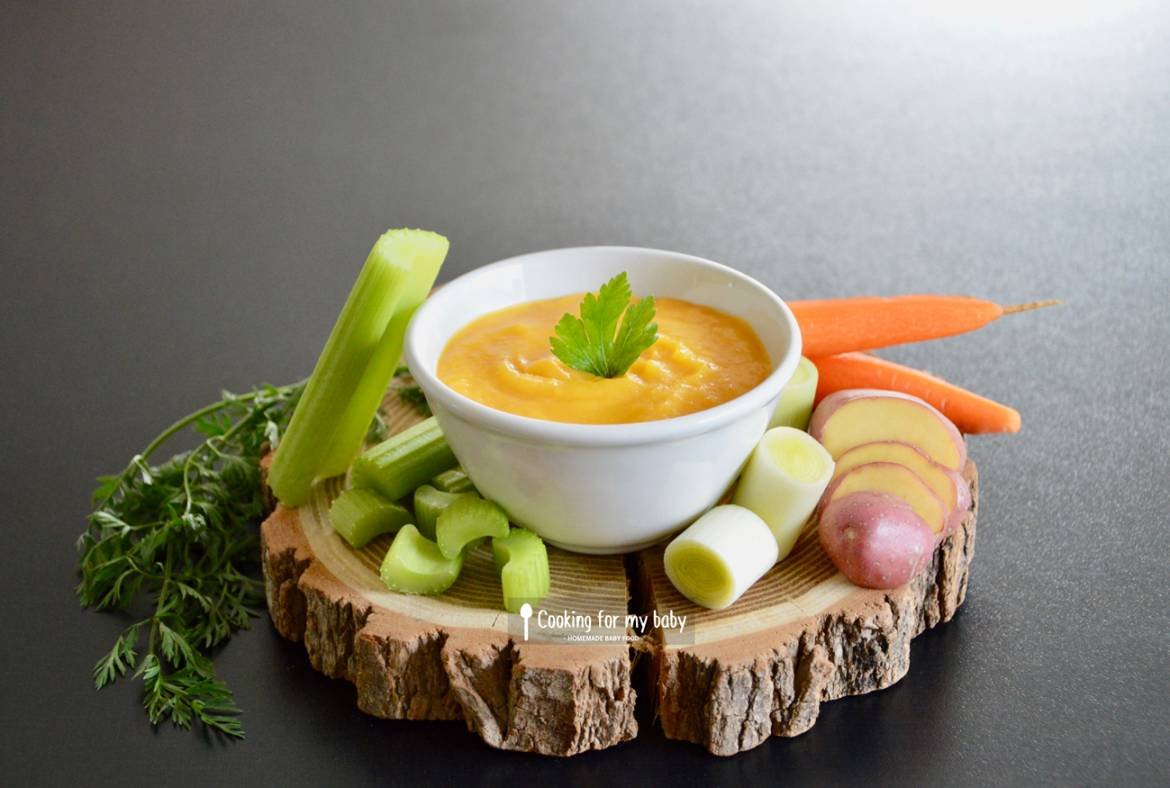 Recette pour bébé : Soupe miracle à la carotte, céleri branche, poireau et pomme de terre (Dès 6 mois)