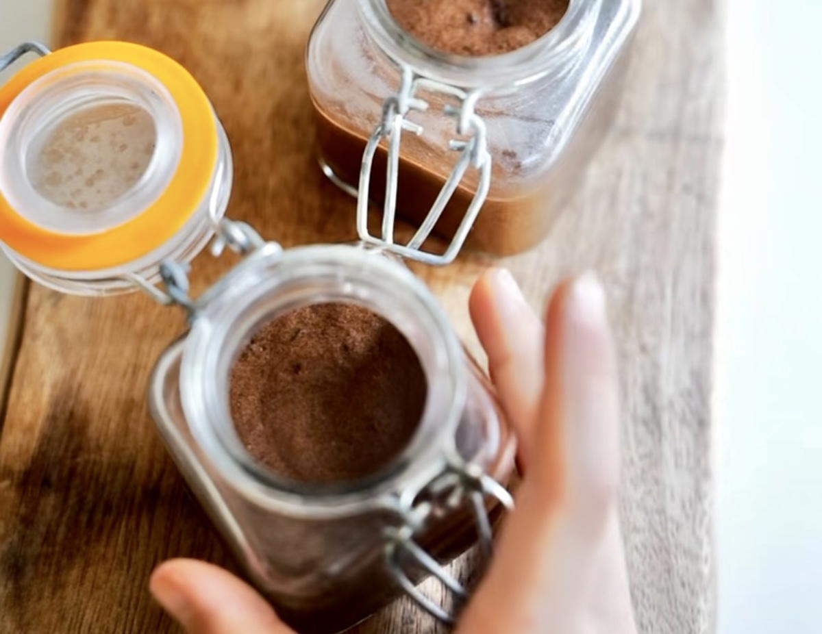 Mousse au chocolat pour bébé (sans oeuf, 2 ingrédients !)